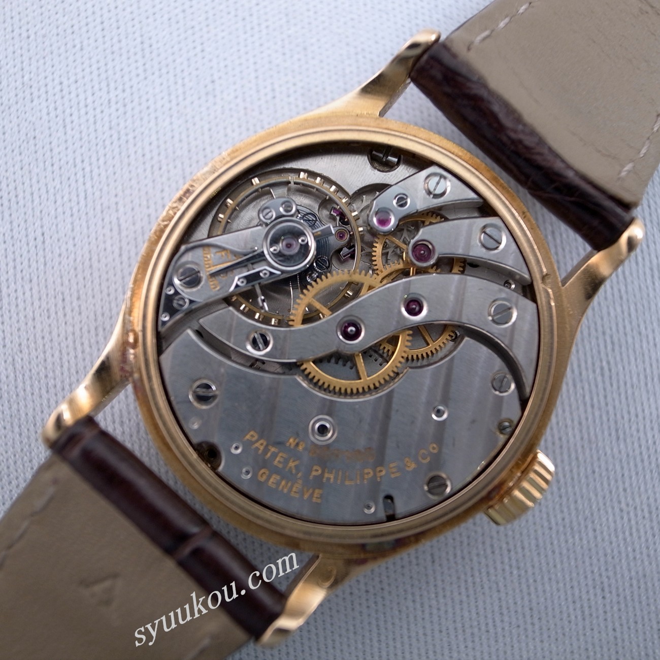 カラトラバ Ref・96 希少なRGケース、ブラックダイヤル