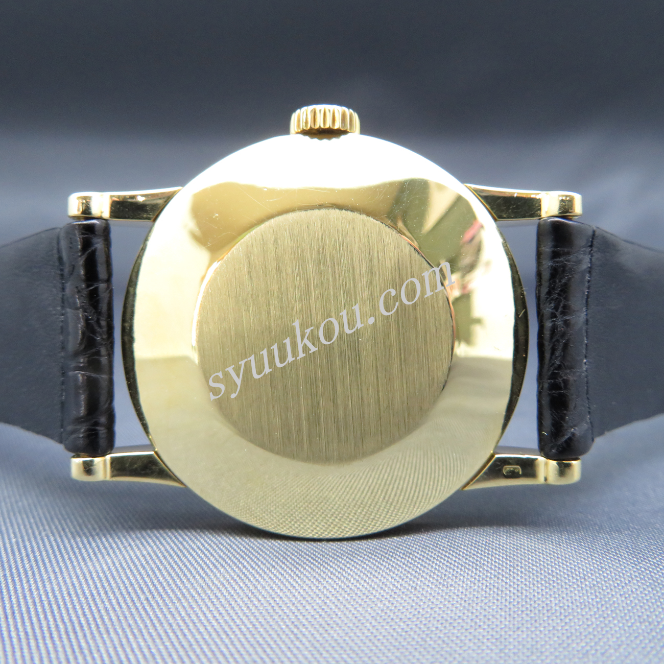 カラトラバ Ref.2466 YG製ラウンドモデル | PATEK PHILIPPE
